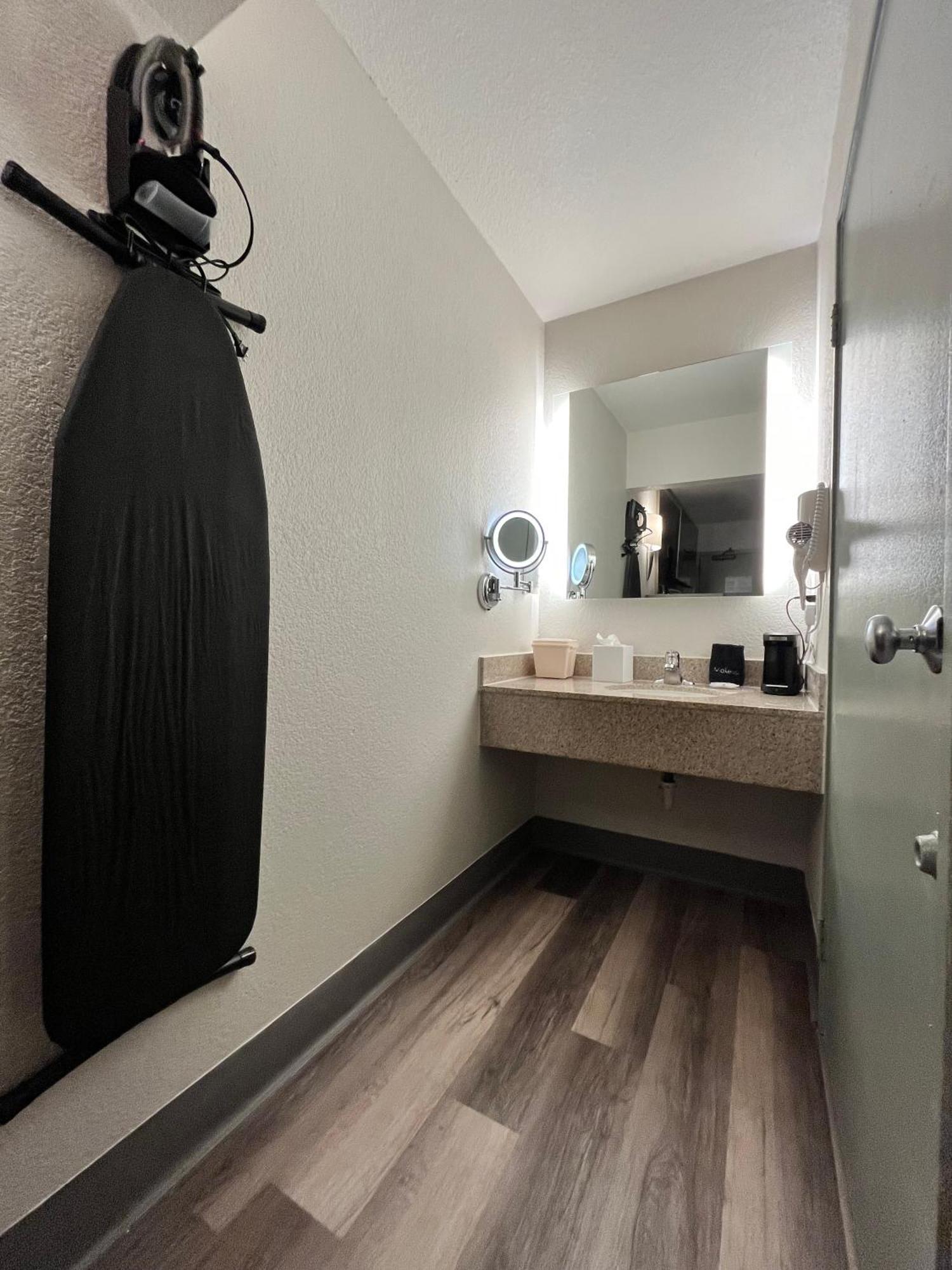 Quality Inn Elk Grove-Сакраменто Екстериор снимка