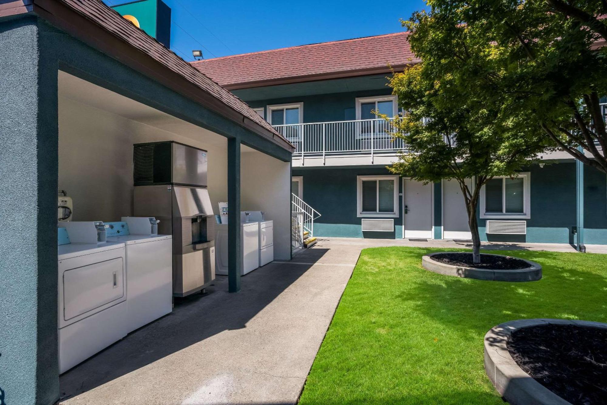 Quality Inn Elk Grove-Сакраменто Екстериор снимка